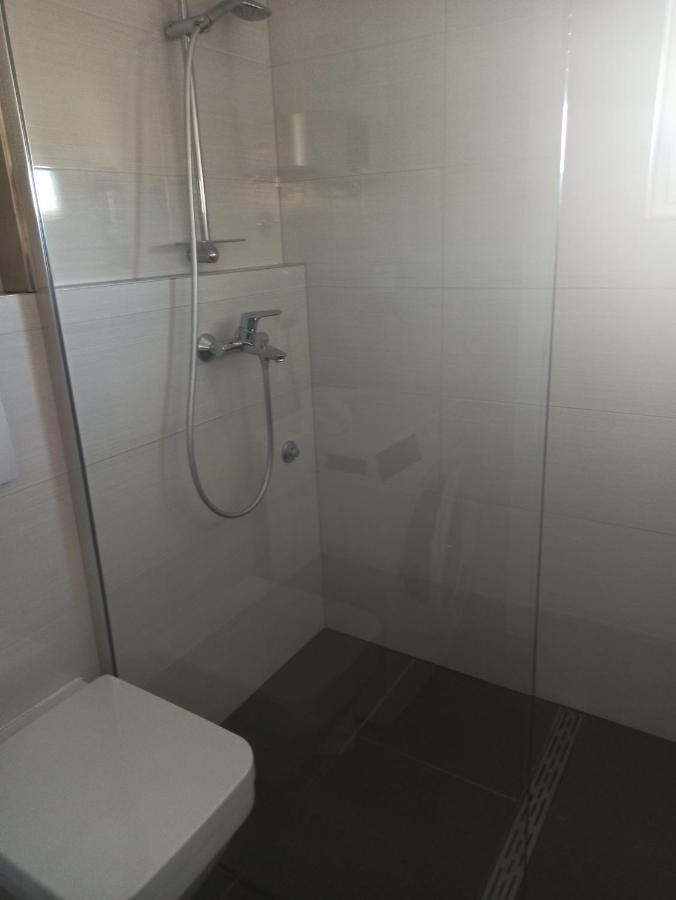 Apartment Bolanca พรีมอชเตน ภายนอก รูปภาพ